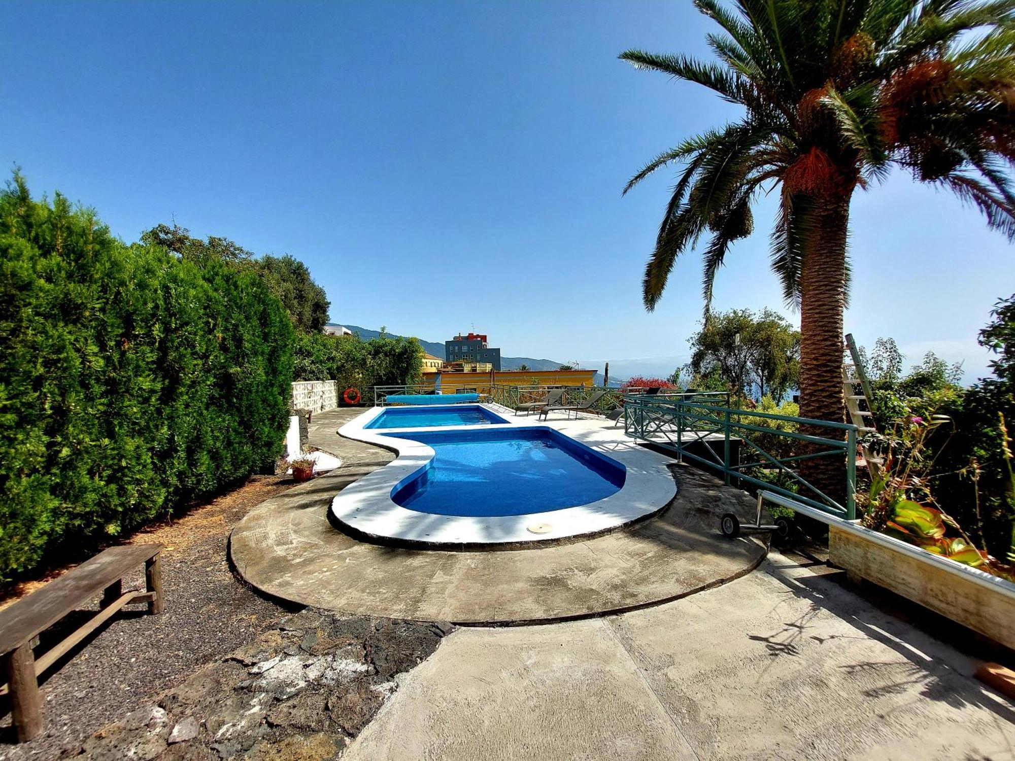 Villa Asuncion B ブレーニャ・バハ エクステリア 写真